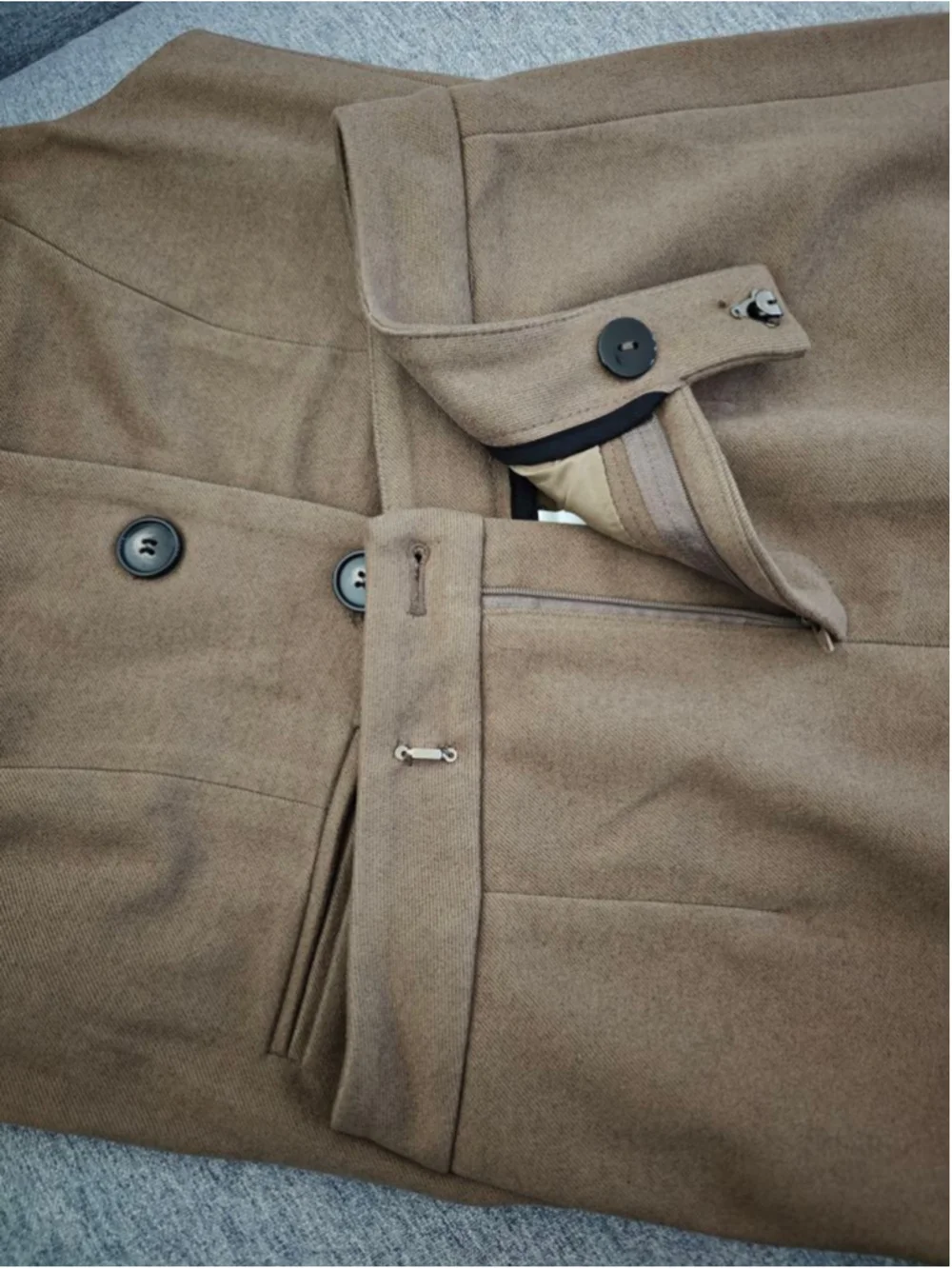 NWT Brown Tailored Two-Piece Set